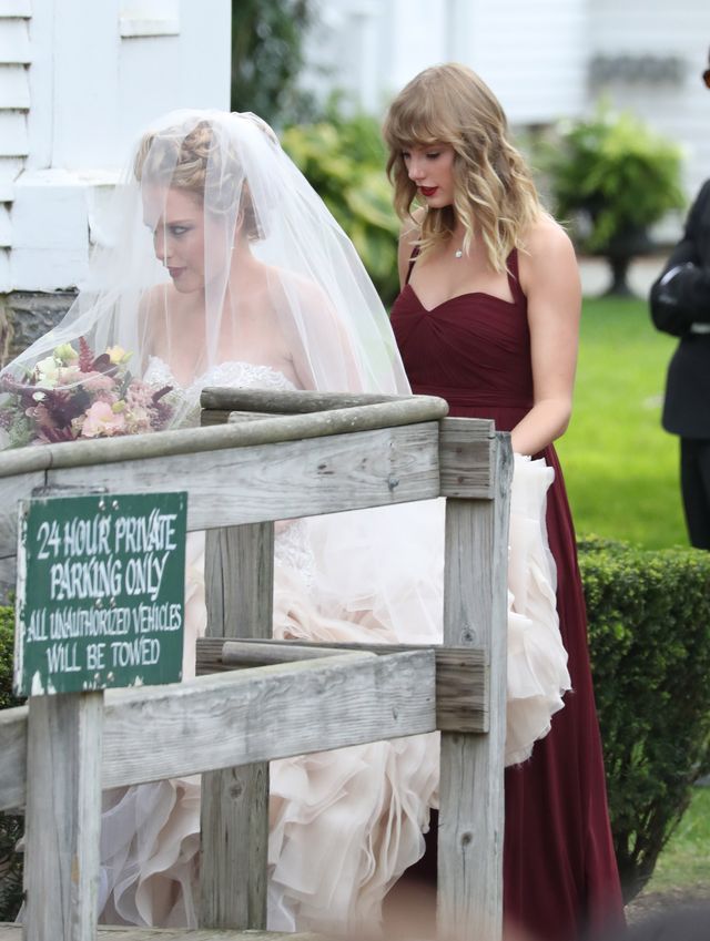 Po weselu przyjaciółki, Taylor Swift spotkało coś bardzo przykrego Po weselu przyjaciółki, Taylor Swift spotkało coś bardzo przykrego