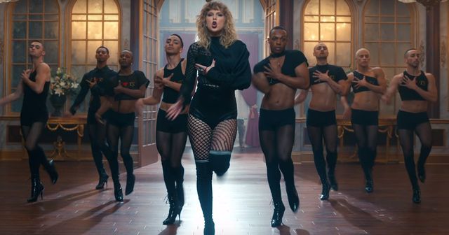 Calvin Harris zaprezentował zero klasy podczas premiery nowego klipu Taylor Swif Calvin Harris zaprezentował zero klasy podczas premiery nowego klipu Taylor Swif