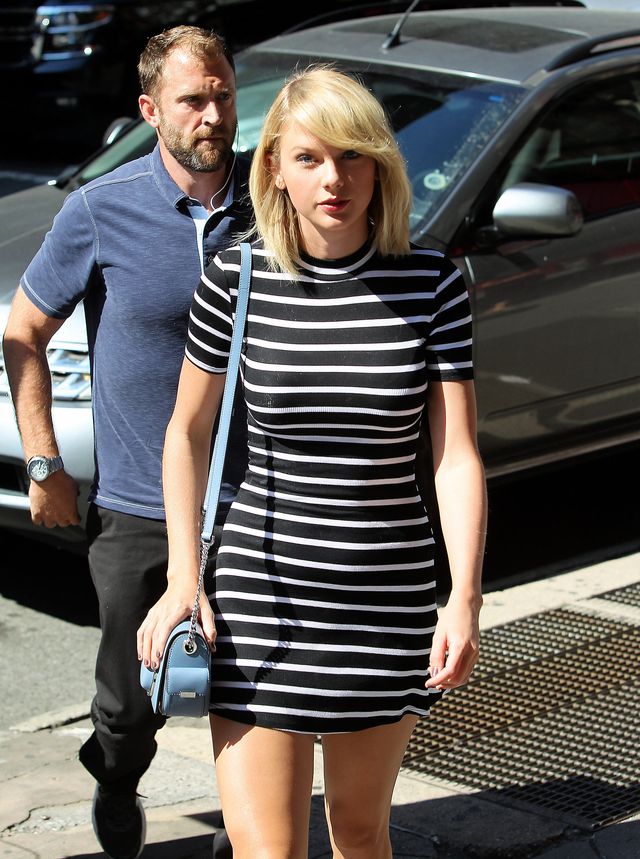 Taylor Swift zrobiła cyrk pod sądem? Taylor Swift zrobiła cyrk pod sądem?