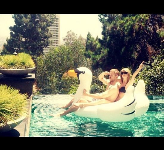 Calvin Harris komentuje doniesienia o rozstaniu z Taylor