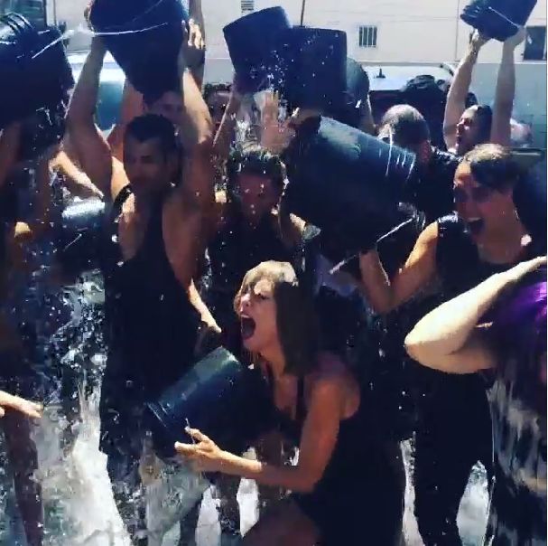 Taylor Swift przy SPLASHU poszła na całość (VIDEO)