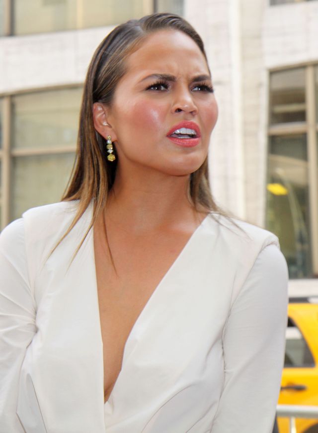 Chrissy Teigen przyznała, że się sprzedaje