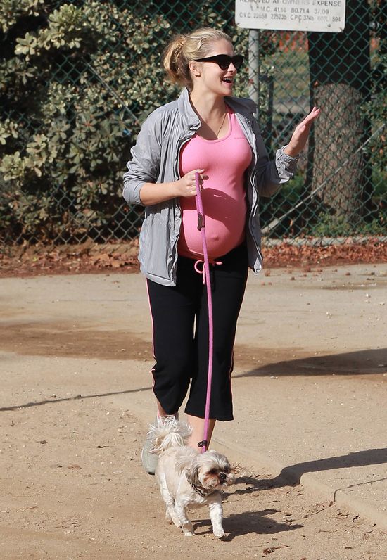 Jak tak dalej pójdzie, urodzi w biegu (FOTO) Jak tak dalej pójdzie, urodzi w biegu (FOTO)