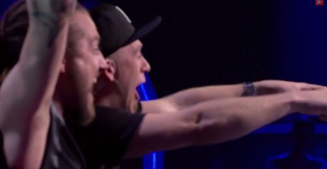 Najpierw zachwycał Ewę Farną, teraz jurorów The Voice VIDEO