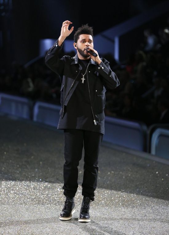 O tym, jak hejterzy zbliżyli Selenę Gomez do The Weeknd