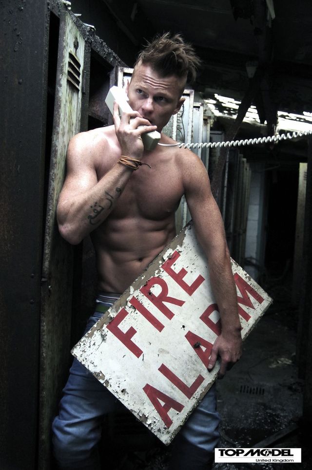 Polak Tomasz Wiśniewski w brytyjskiej wersji Top Model