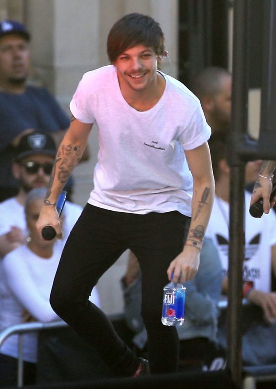 Louis Tomlinson chce zrobić test na ojcostwo?