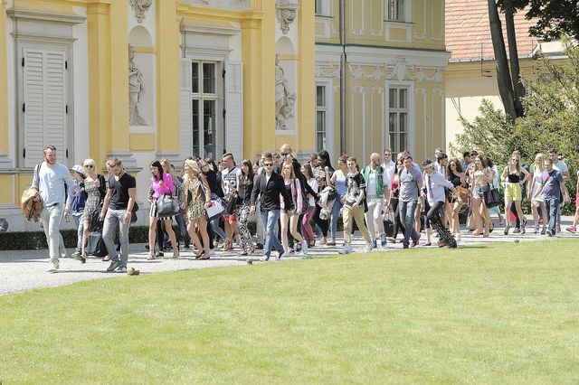 Profeszonal Dżoana Krupa i ekipa Top Model w Wilanowie FOTO