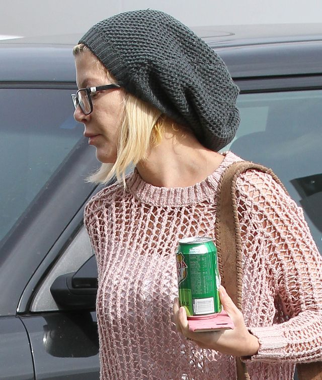 Tori Spelling musi usunąć implanty