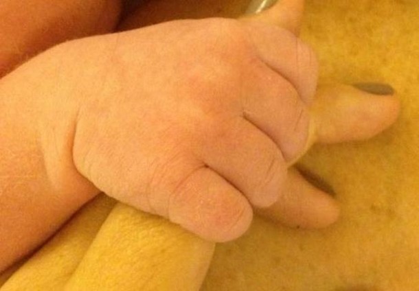 Tori Spelling dawkuje nam swoją miłość (FOTO)