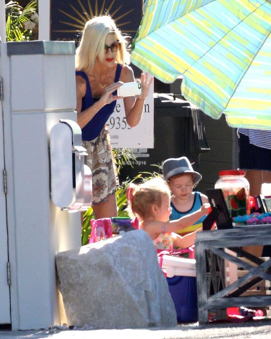 Tori Spelling trafiła do szpitala z objawami wirusa Ebola!