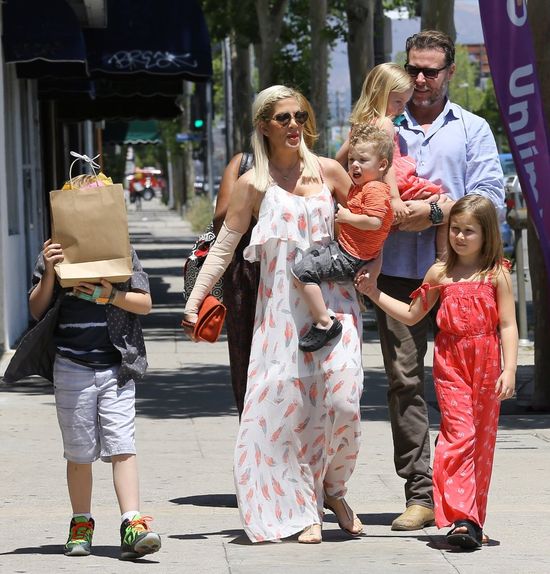 Tori Spelling jest w PIĄTEJ ciąży?