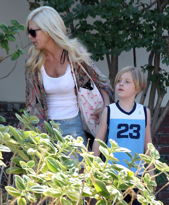 Tori Spelling wygląda marnie (FOTO)