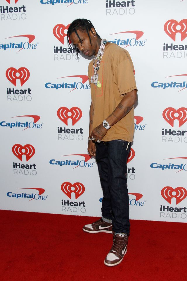 Kylie Jenner nigdy nie wróci do wagi sprzed ciąży? Oto, czym karmi ją luby Kylie Jenner nigdy nie wróci do wagi sprzed ciąży? Oto, czym karmi ją luby