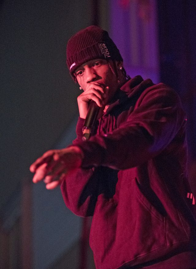 Travis Scott rzucił Kylie Jenner, bo nie jest OJCEM DZIECKA? Travis Scott rzucił Kylie Jenner, bo nie jest OJCEM DZIECKA?