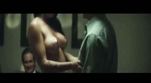 Lana Del Rey w KONTROWERSYJNYM filmie Tropico (VIDEO) Lana Del Rey w KONTROWERSYJNYM filmie Tropico (VIDEO)