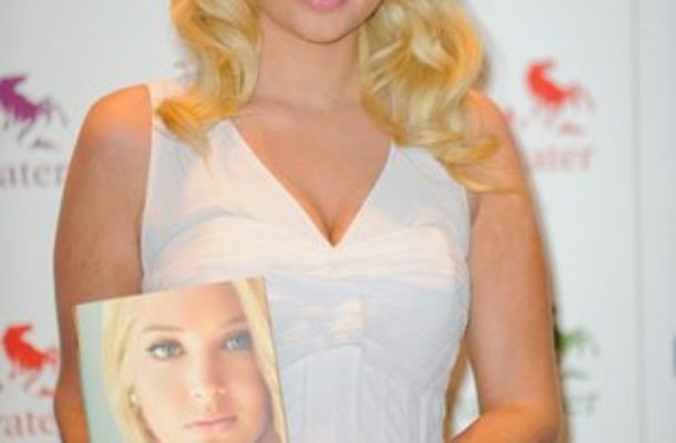 Tulisa Contostavlos: Straciłam cnotę mając 14 lat (FOTO)