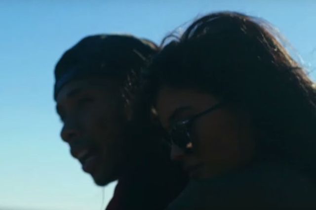 Kylie i Tyga całują się w jego nowym klipie! (FOTO) Kylie i Tyga całują się w jego nowym klipie! (FOTO)