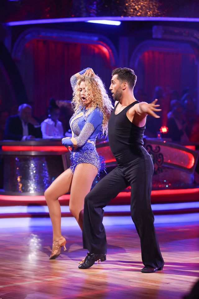 Pavlović płacze, a czarny koń bryka w Tańcu z gwiazdami Pavlović płacze, a czarny koń bryka w Tańcu z gwiazdami