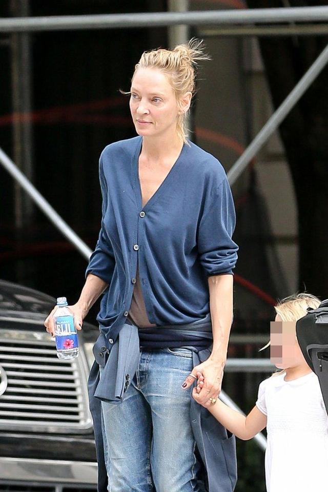 Nosi imię hinduskiej bogini światła i piękna - Uma Thurman bez makijażu (FOTO) Nosi imię hinduskiej bogini światła i piękna - Uma Thurman bez makijażu (FOTO)