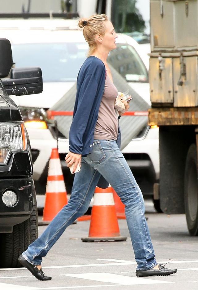 Nosi imię hinduskiej bogini światła i piękna - Uma Thurman bez makijażu (FOTO) Nosi imię hinduskiej bogini światła i piękna - Uma Thurman bez makijażu (FOTO)