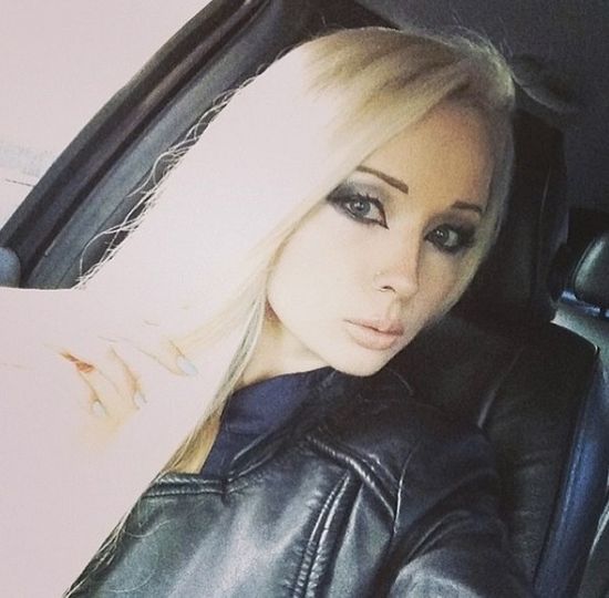 Luxuria Astaroth przypomina już żywą lalkę Barbie! (FOTO) Luxuria Astaroth przypomina już żywą lalkę Barbie! (FOTO)