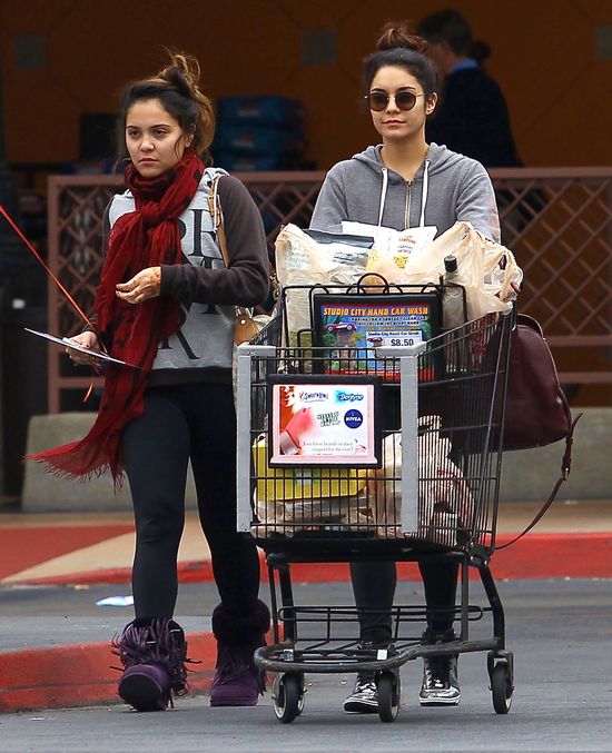 Chciała być jak Rihanna? (FOTO)