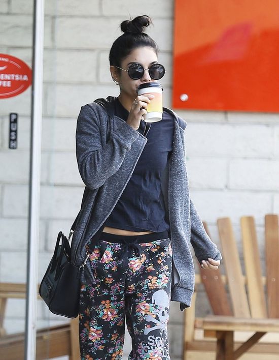 Ona już poczuła wiosenny klimat (FOTO) Ona już poczuła wiosenny klimat (FOTO)