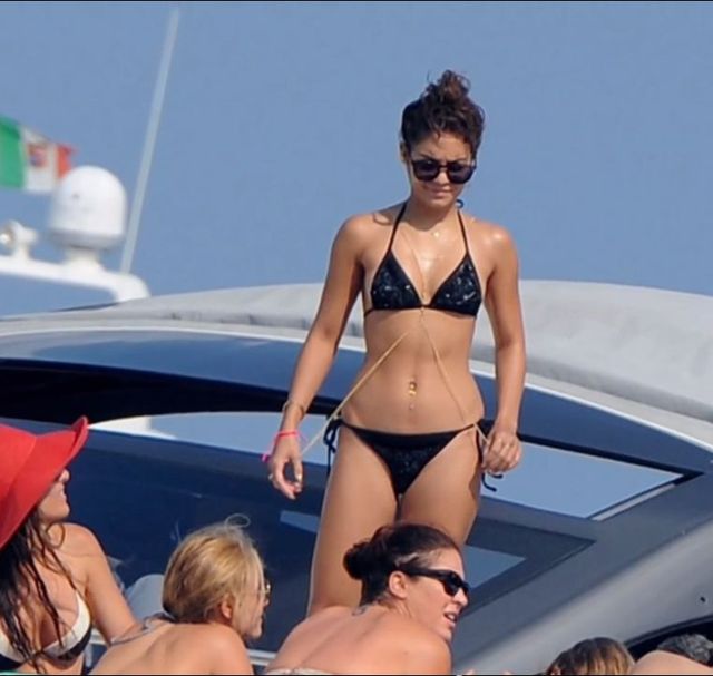 Vanessa Hudgens w bikini (FOTO+VIDEO) Vanessa Hudgens w bikini (FOTO+VIDEO)