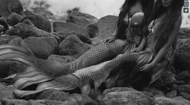 Vanessa Hudgens w roli syreny (VIDEO)