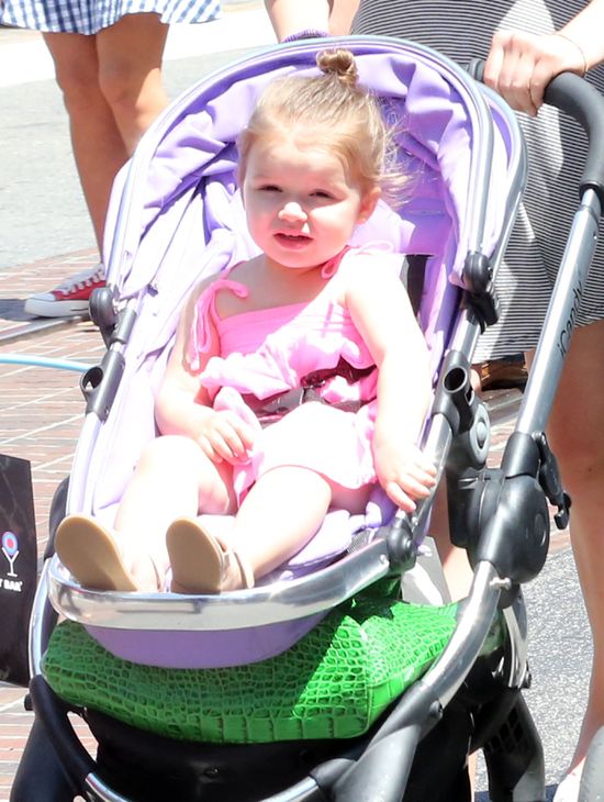 Victoria Beckham z dziećmi na zakupach (FOTO)