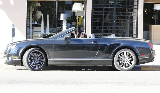 Kat Von D i jej makabryczny tort dla przyjaciół (VIDEO)