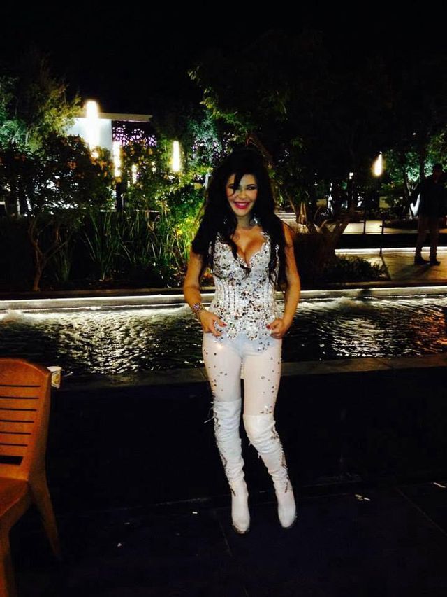 Iwona Węgrowska na wielbłądzie (FOTO) Iwona Węgrowska na wielbłądzie (FOTO)