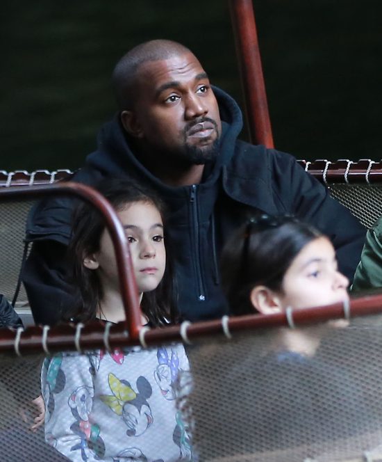 Jak myślicie - kto ma taki charakter pisma? (Twitter)