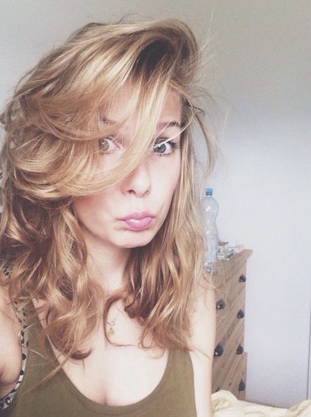 Co powiecie na Martę Wierzbicką w ciemnych włosach? (Insta)