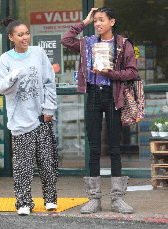 14-letnia Willow Smith uwalnia sutki (FOTO) 14-letnia Willow Smith uwalnia sutki (FOTO)