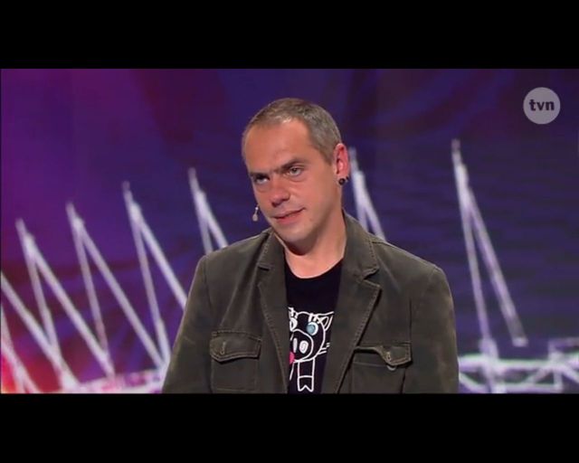 Kupa świnki gwoździem (do trumny?) Mam Talent!? (FOTO)