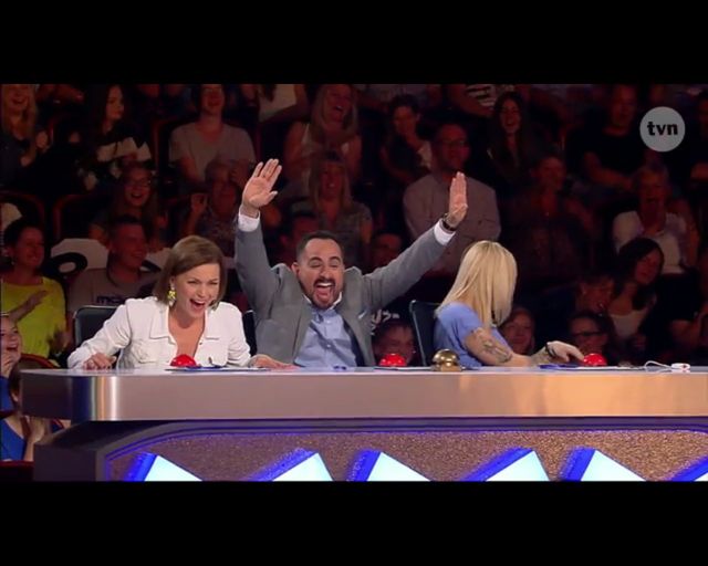 Kupa świnki gwoździem (do trumny?) Mam Talent!? (FOTO)