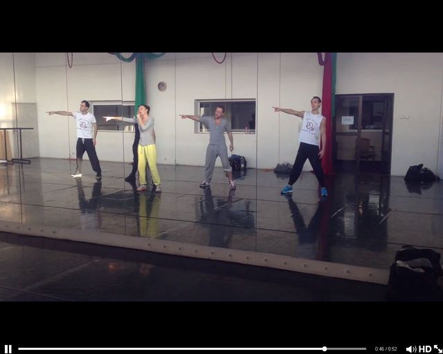 Włodarczyk śpiewa Jesteś szalona grupy Boys [VIDEO]