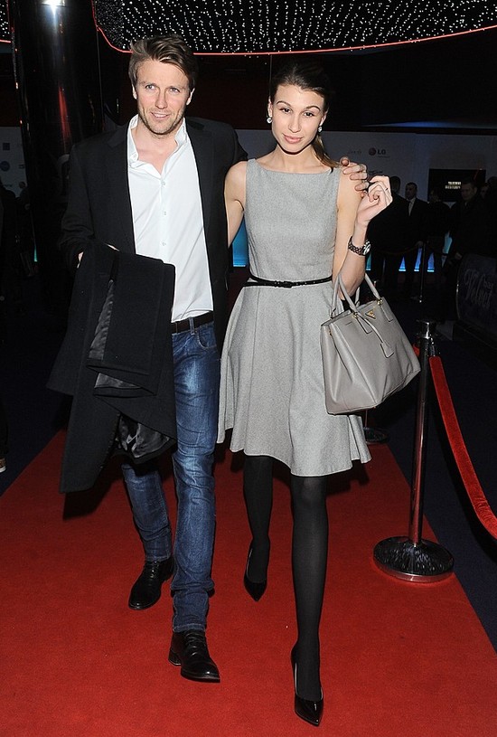 Wojciech Szuchnicki z ukochaną na premierze (FOTO)