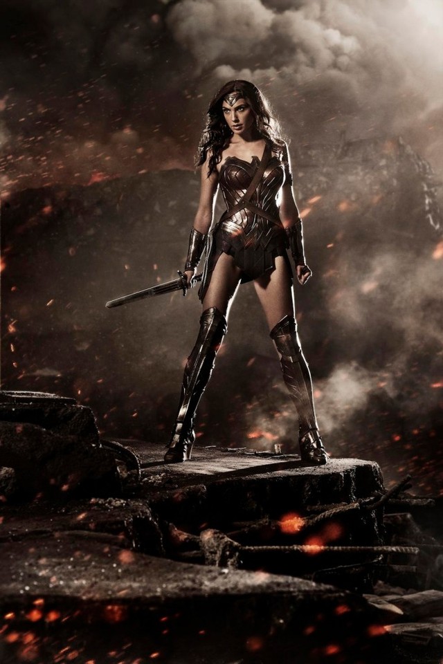 Pierwsze zdjęcia Wonder Woman - w tej roli Gal Gadot (FOTO)