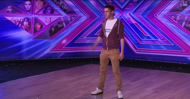 Ten Polak skompromitował się w brytyjskim X Factorze (VIDEO)