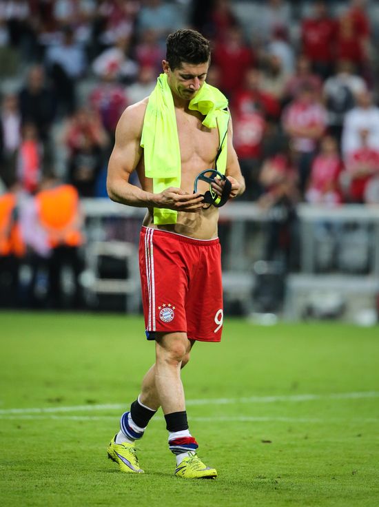 Robert Lewandowski to całkowite przeciwieństwo Cristiano Ronaldo (VIDEO)