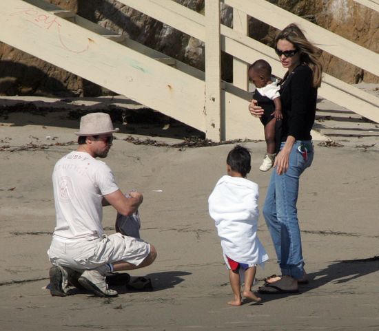 Maddox i Zahara - ależ oni wrośli! (FOTO) Maddox i Zahara - ależ oni wrośli! (FOTO)