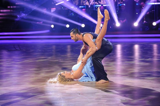 Klata Maślaka i cudne kreacje tancerek (FOTO) Klata Maślaka i cudne kreacje tancerek (FOTO)