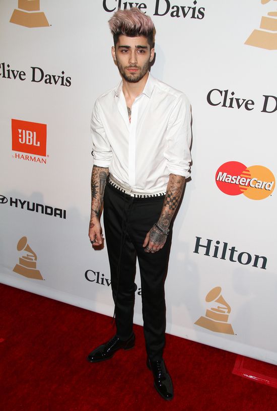 Gigi Hadid przyłapała Zanya Malika na... Gigi Hadid przyłapała Zanya Malika na...