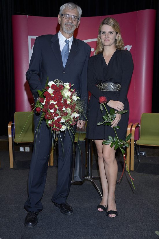 Wypowiedź Zosi Zborowskiej wycięta z TwojaTwarzBrzmiZnajomo Wypowiedź Zosi Zborowskiej wycięta z TwojaTwarzBrzmiZnajomo