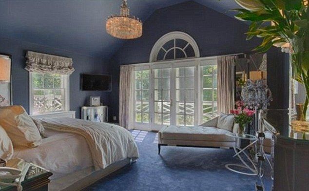 Catherine Zeta-Jones pokazała swoją garderobę! Catherine Zeta-Jones pokazała swoją garderobę!