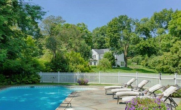 Catherine Zeta-Jones pokazała swoją garderobę! Catherine Zeta-Jones pokazała swoją garderobę!