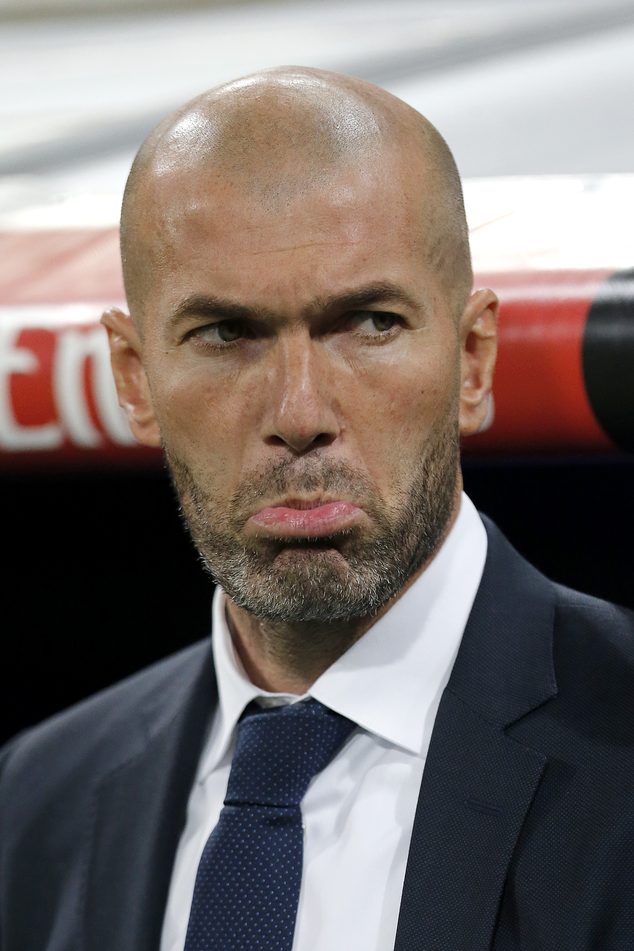 Zinedine Zidane tak cieszył się ze zwycięstwa, że aż pękły mu spodnie
